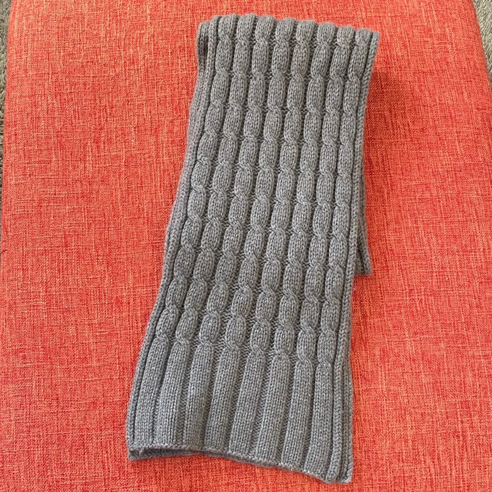 VTG Banana Republic Tan Fisherman style Wool Cashmere Knit Scarf Wrap